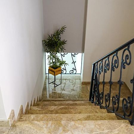 Apartamentos Puente Romano Suites 梅里达 外观 照片