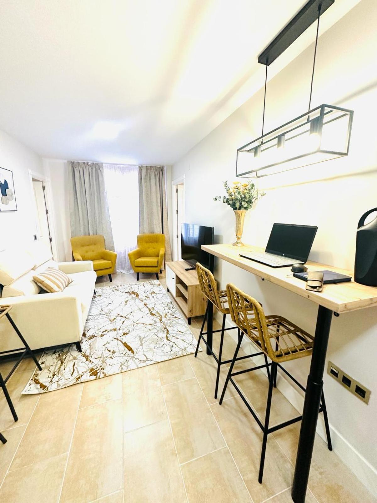 Apartamentos Puente Romano Suites 梅里达 外观 照片