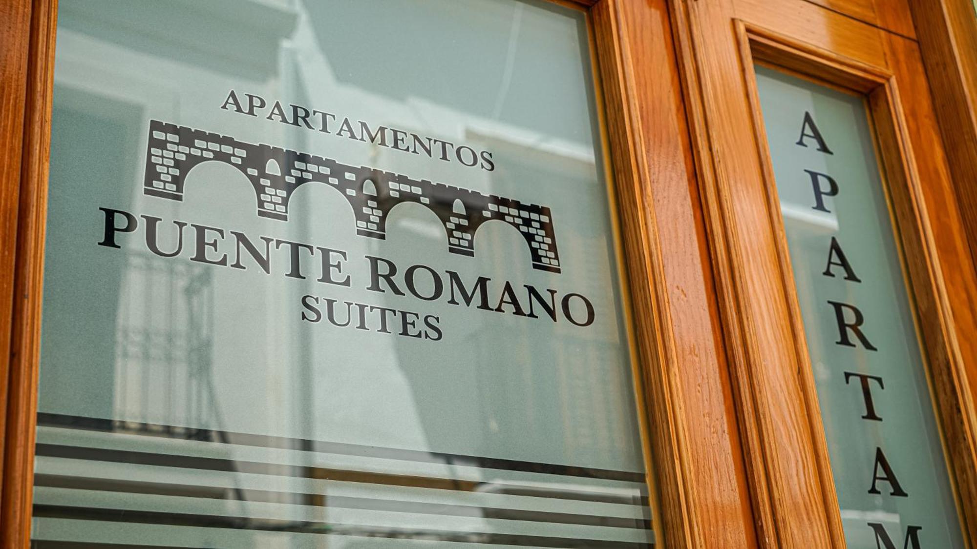 Apartamentos Puente Romano Suites 梅里达 外观 照片