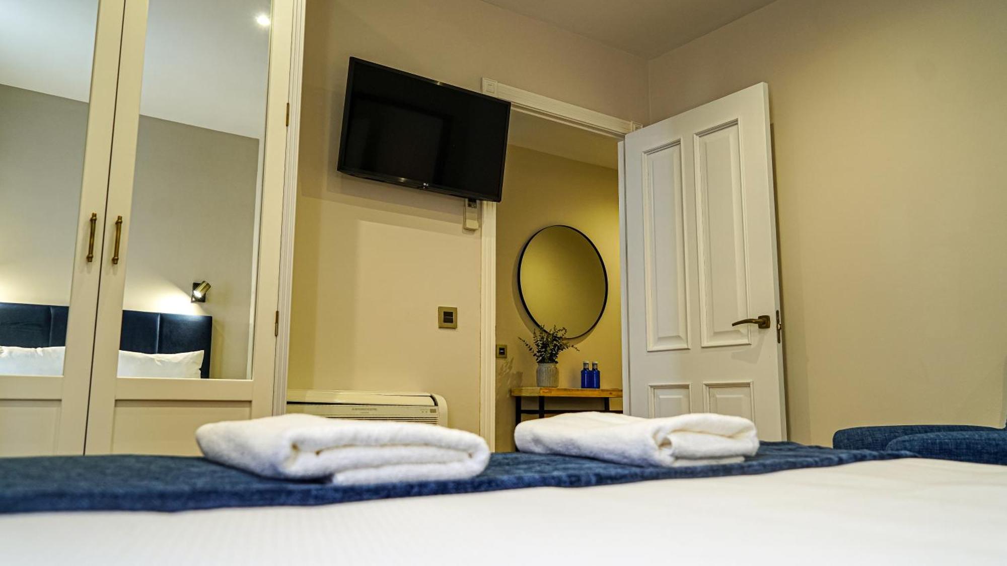 Apartamentos Puente Romano Suites 梅里达 外观 照片