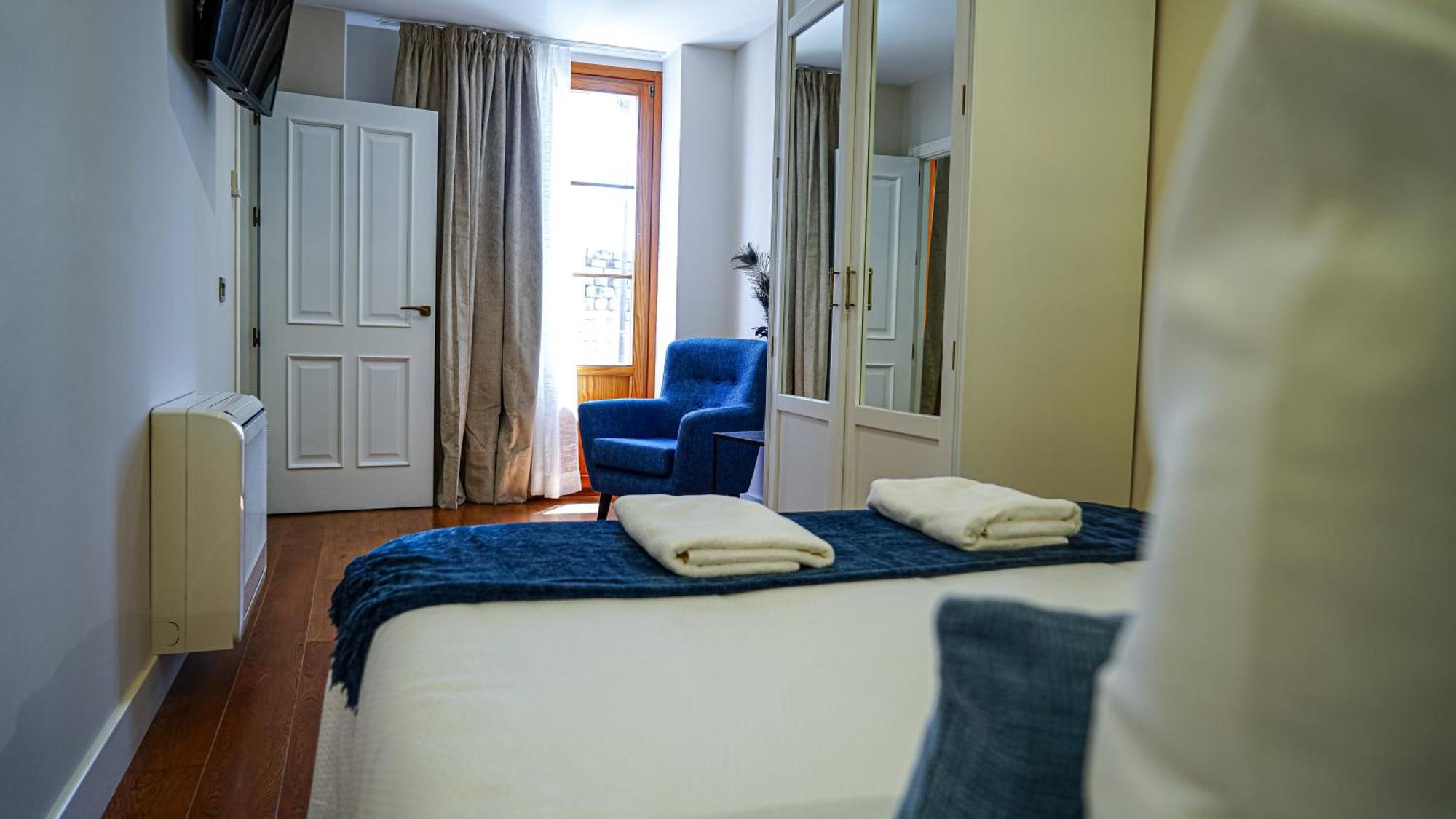 Apartamentos Puente Romano Suites 梅里达 外观 照片