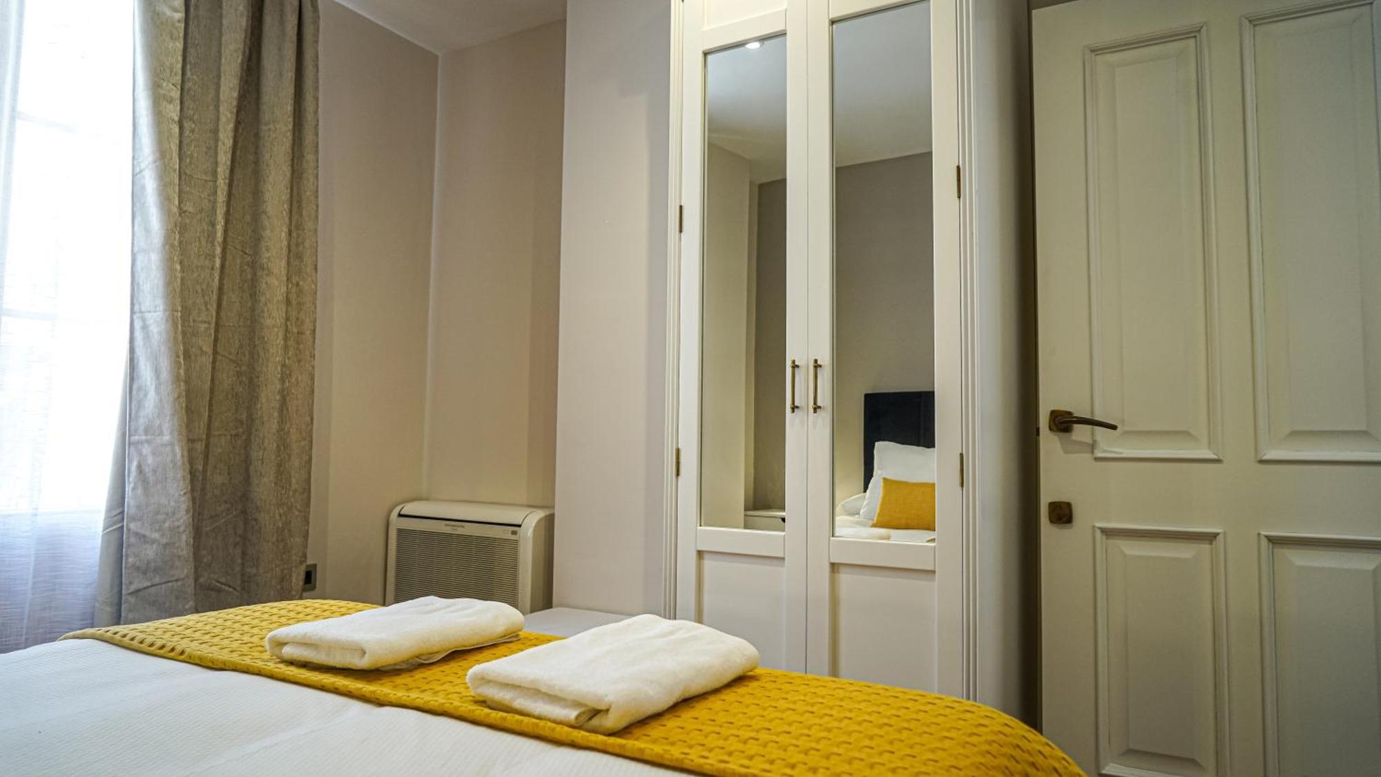 Apartamentos Puente Romano Suites 梅里达 外观 照片