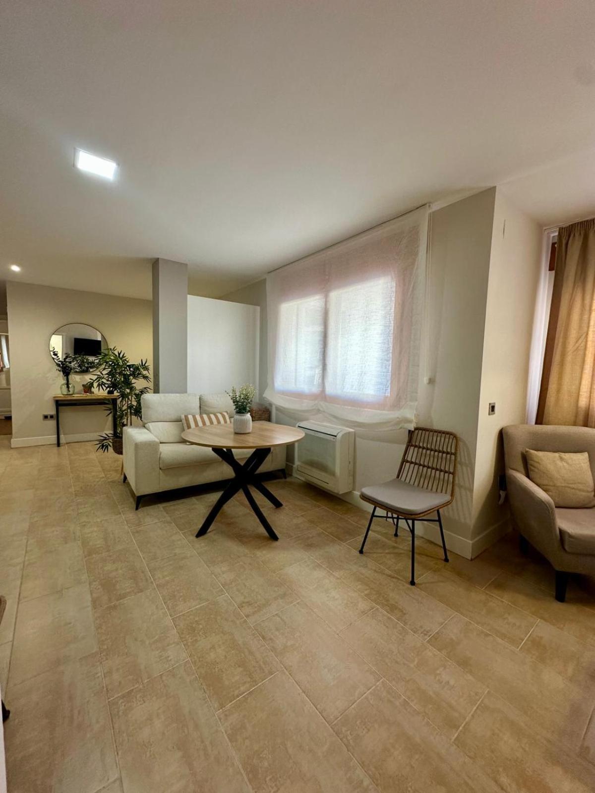 Apartamentos Puente Romano Suites 梅里达 外观 照片