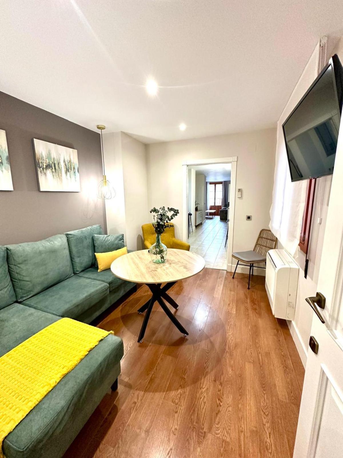 Apartamentos Puente Romano Suites 梅里达 外观 照片